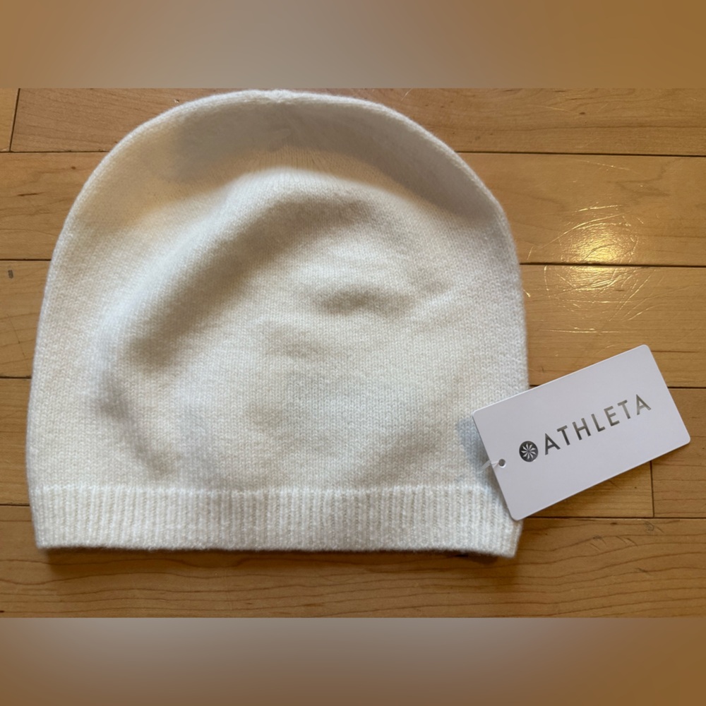 Athleta Core Refined Beanie White - NWT
